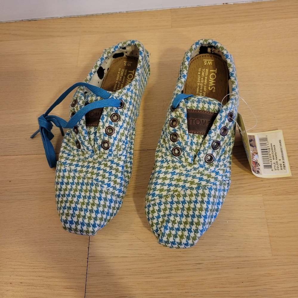 Toms shoes
